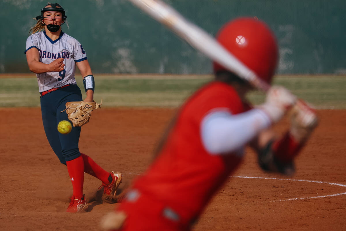Coronado pitcher Aubrie Sisler (9) tosses out a pitch against Arbor View during the softball ga ...