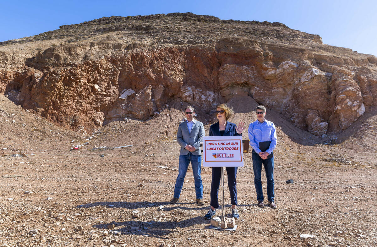 Congresswoman Susie Lee, D-Nev., center, speaks while joined by Nevada Division of Minerals Adm ...