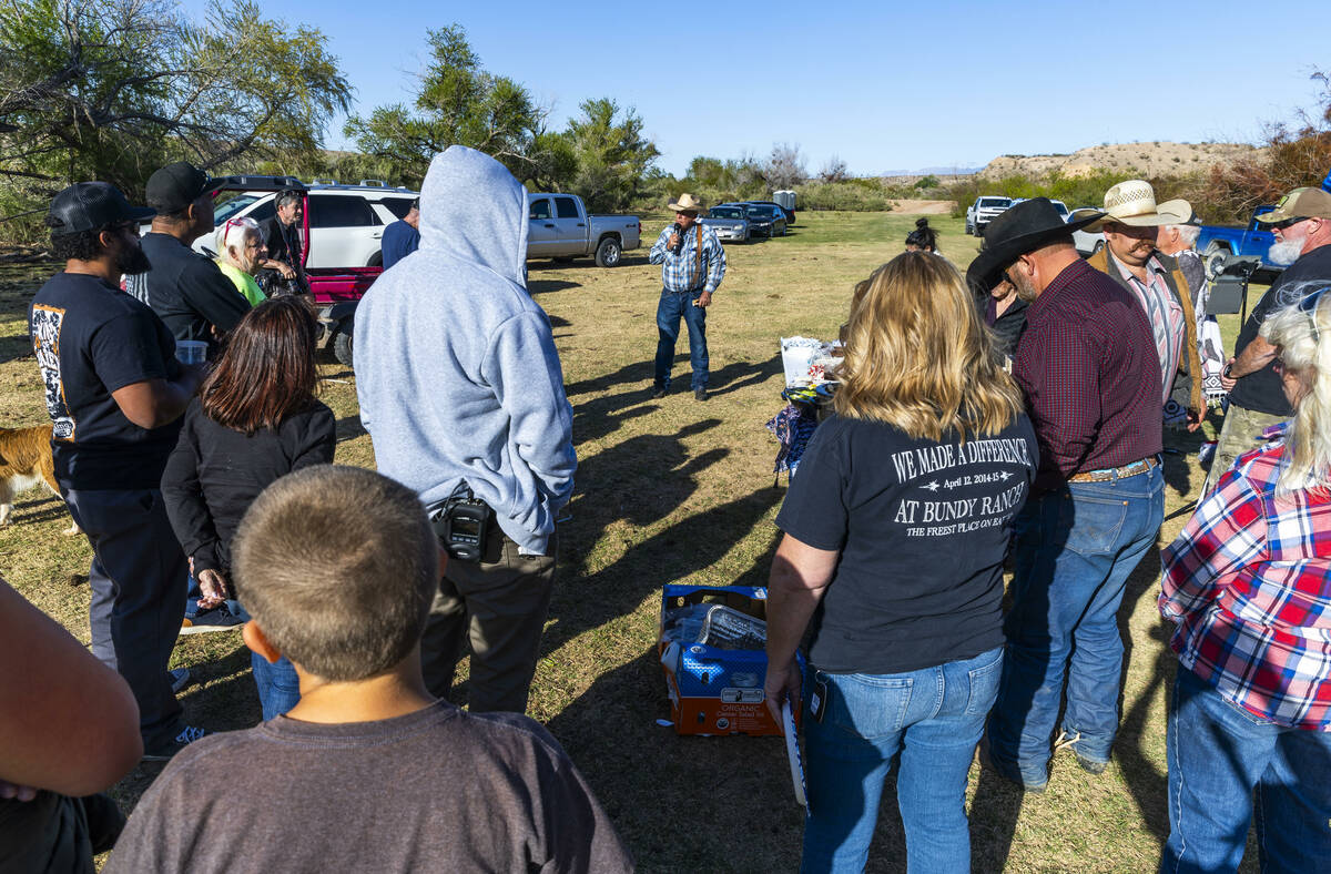 Cliven Bundy gives thanks to all who have joined him and his family during a cowboy camp meal g ...