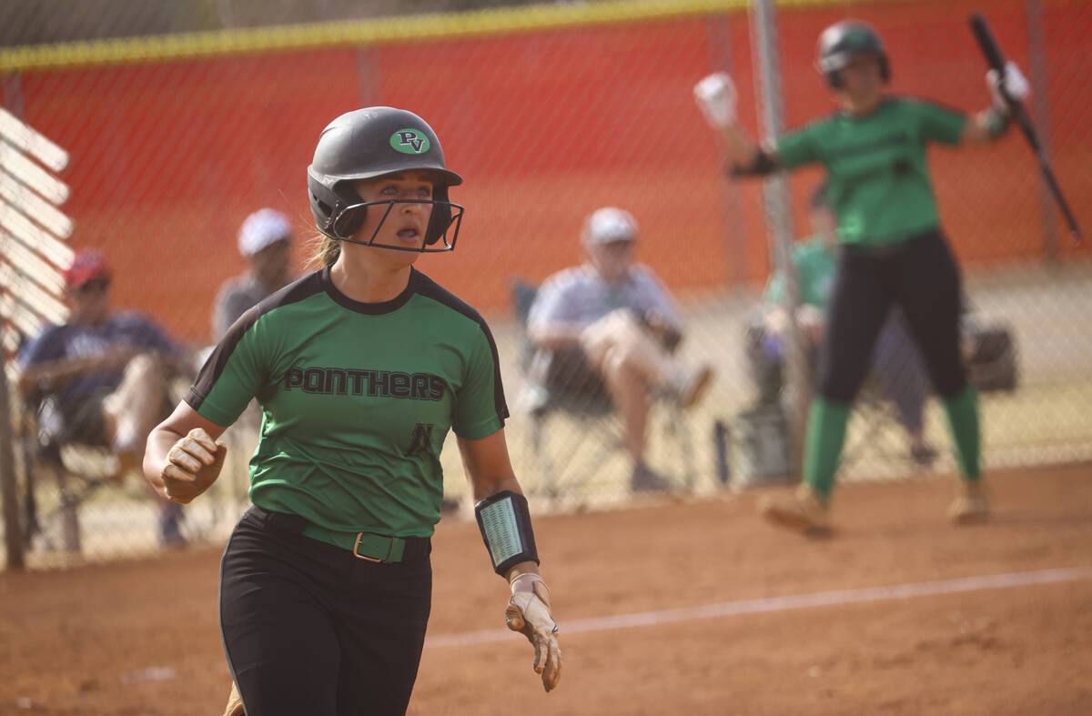 Palo Verde's Taylor Johns runs to first base during a softball game at Arbor View High School o ...