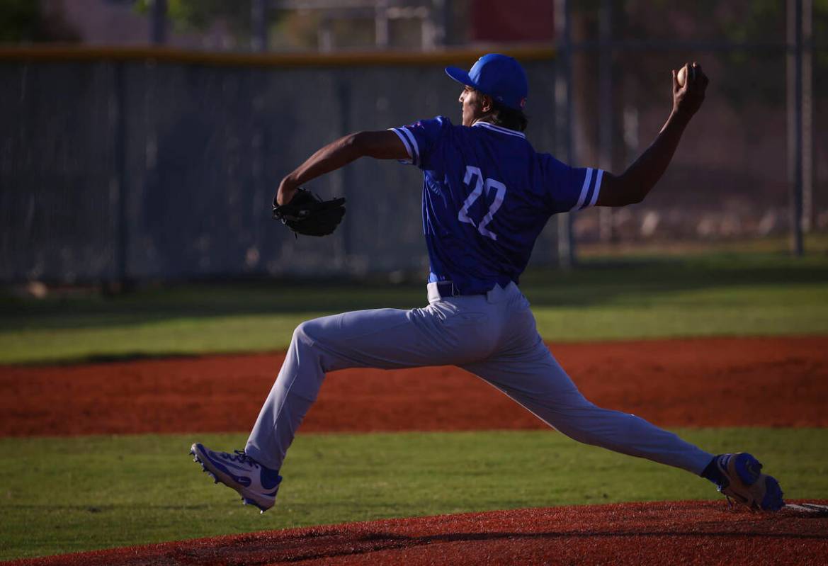 Bishop Gorman's Avi Garg pitches during a baseball game at Las Vegas High School on Tuesday, Ap ...