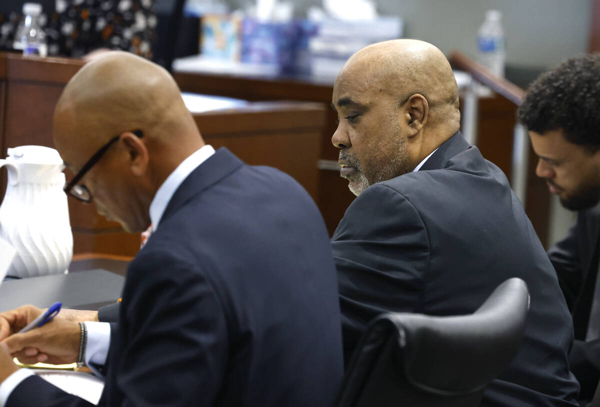Duane Davis, center, facing murder charges in the killing of rapper Tupac Shakur in 1996, appea ...