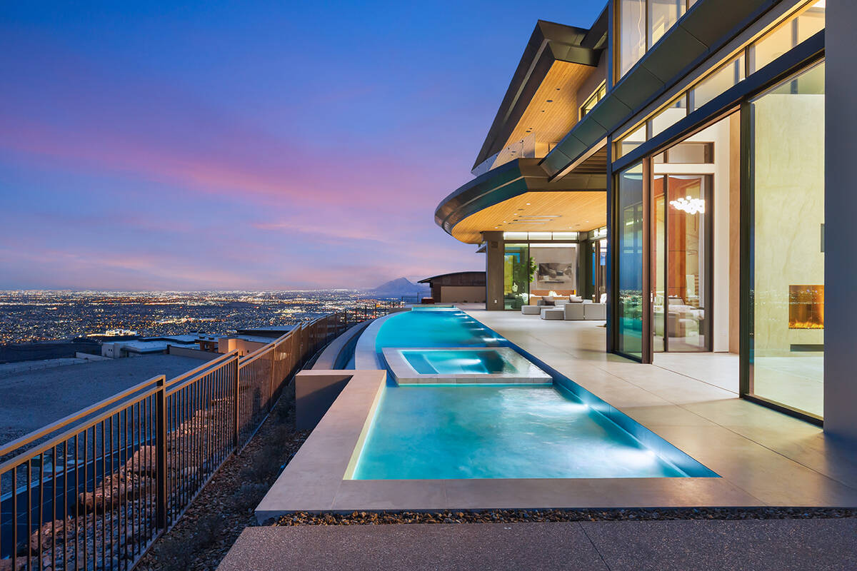 The Ascaya home features an infinity-edge pool, spa and fire pit. (IS Luxury)