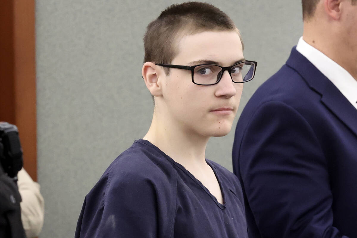 Lincoln Peterson, who is accused of killing his father, appears in court with his attorney Ryan ...