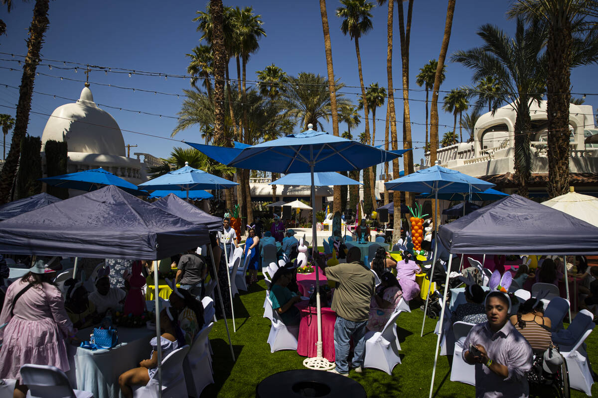 Members of the Down Syndrome Organization of Southern Nevada and the Christopher Smith Foundati ...