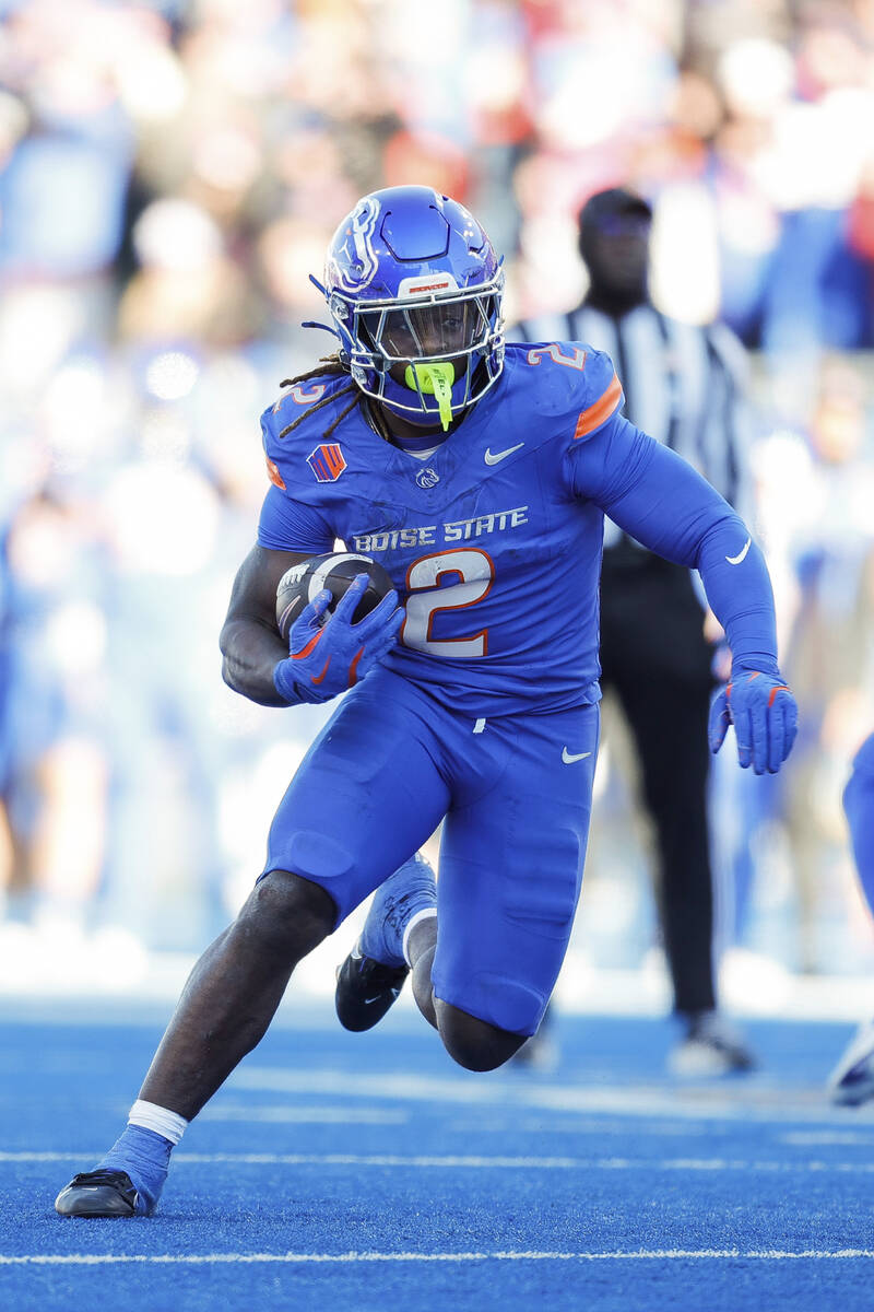 Boise State running back Ashton Jeanty (2) runs with the ball against Oregon State in the secon ...
