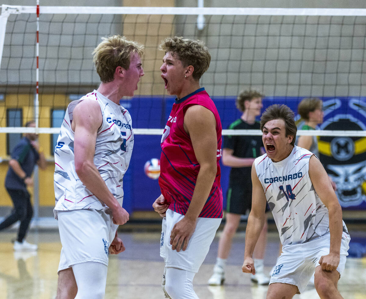 Coronado's Dexter Brimhall (6), Deacon Menlove (9) and Luke Wilkinson (14) are pumped as they d ...