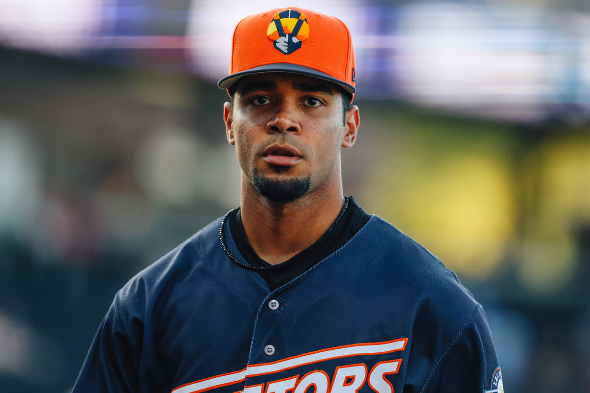 Aviators infielder Darell Hernaiz (2) walks back to the dugout during a baseball game between t ...