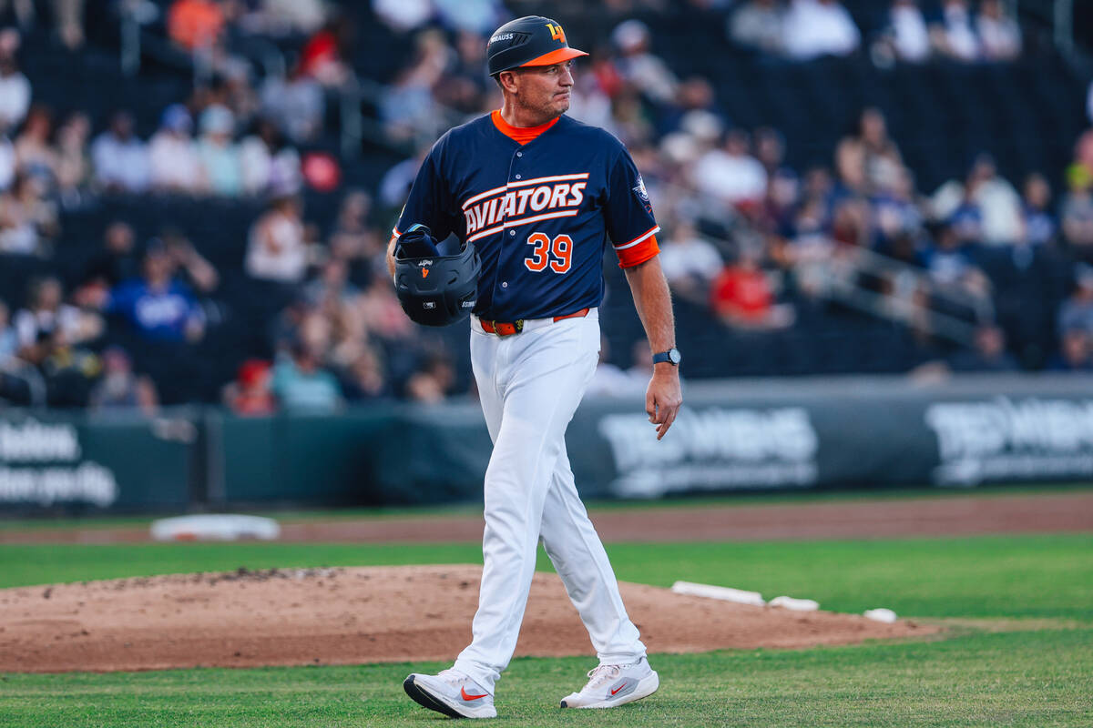 Aviators manager Fran Riordan eyes one of his players during a baseball game between the Las Ve ...