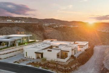 Tackle Orlando Pace, primarily for the St. Louis Rams, and his wife Carla Pace bought a MacDona ...