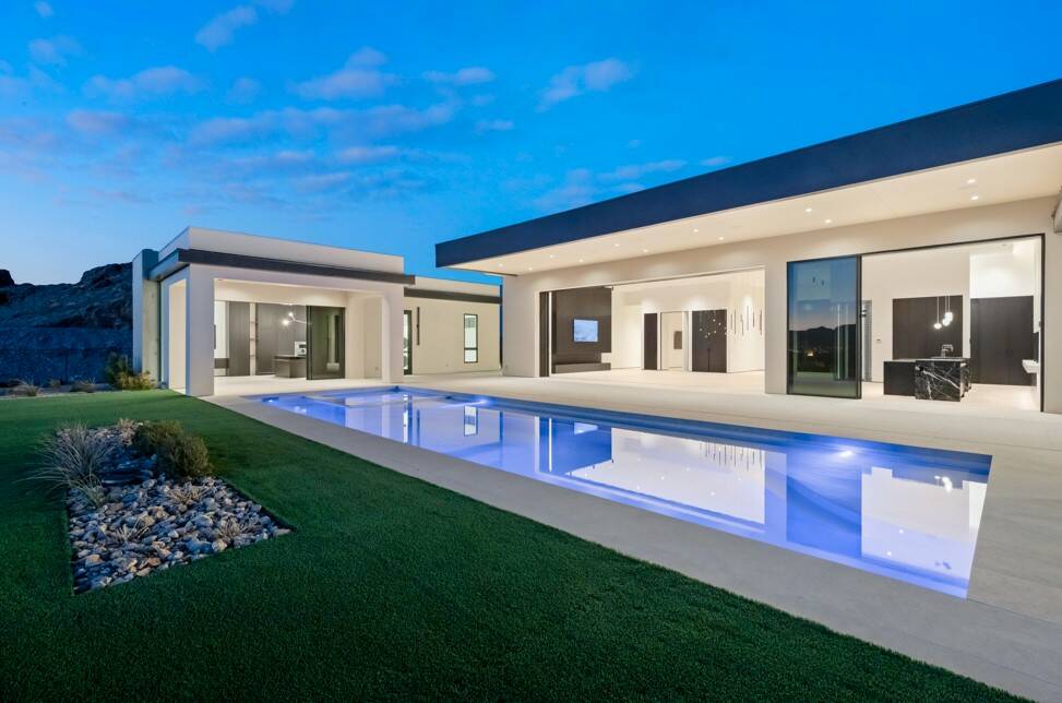 Tackle Orlando Pace, primarily for the St. Louis Rams, and his wife Carla Pace bought a MacDona ...