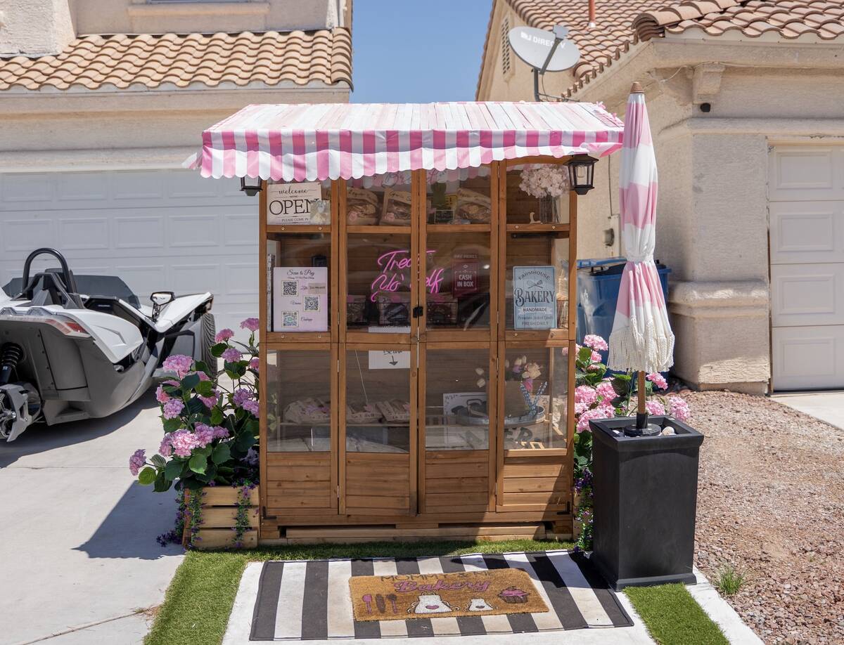 Mommy n Me Porch Bakery, has been run by Aida Serrano for past two months outside of her home i ...