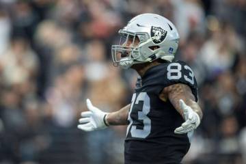 Raiders tight end Darren Waller (83) celebrates his touchdown during the first half of an NFL g ...