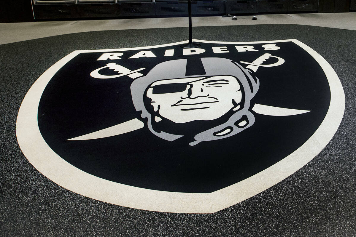 The Raiders are mourning the loss of former offensive lineman Rich Stephens, who died Sunday, J ...