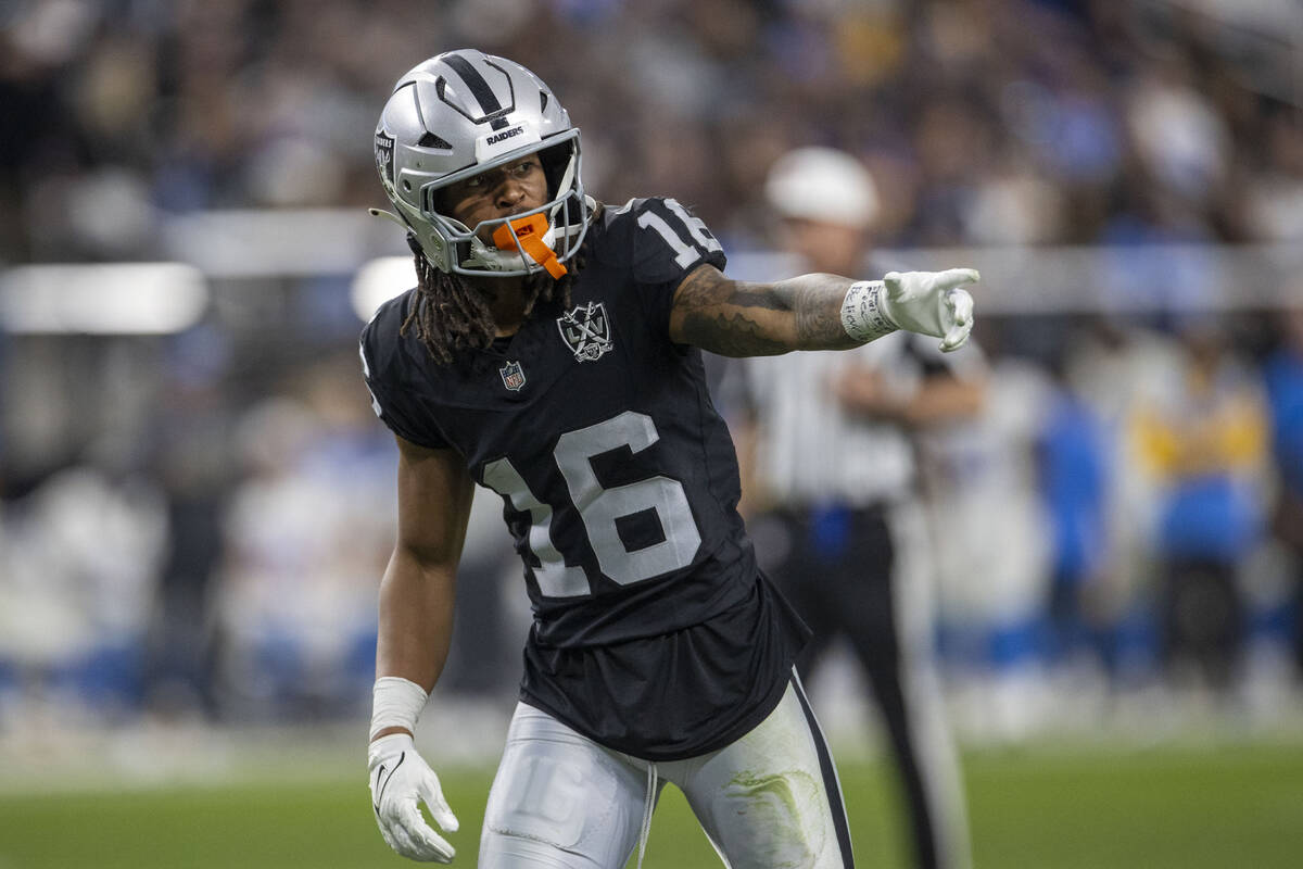 Raiders wide receiver Jakobi Meyers (16) sets up during the second half of an NFL game against ...