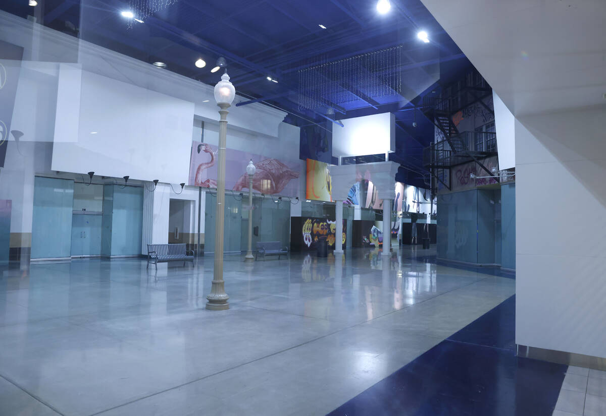 The Primm mall sits vacant on Monday, June 16, 2025, in Primm. (Bizuayehu Tesfaye/Las Vegas Rev ...