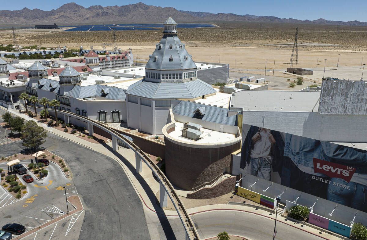 The Primm mall, at right, is seen on Monday, June 16, 2025, in Primm. (Bizuayehu Tesfaye/Las Ve ...