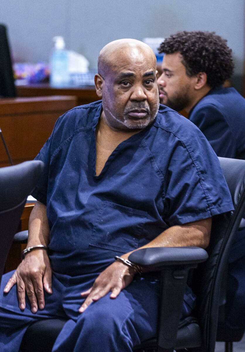 Duane Davis looks back during a hearing on claims of juror misconduct in his jailhouse battery ...