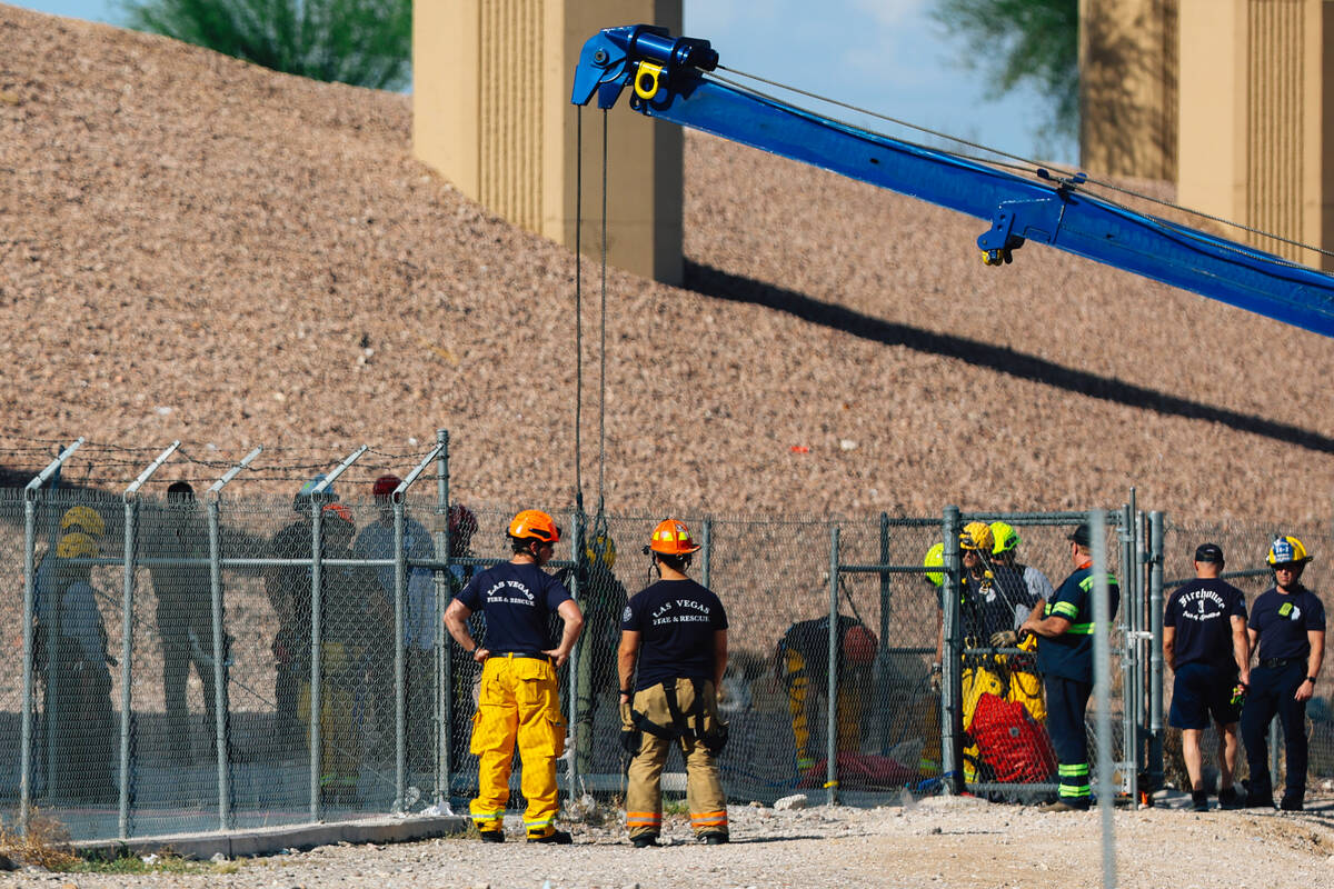 Las Vegas firefighters conduct a swift water rescue along Vegas Creek near Symphony Park Thursd ...
