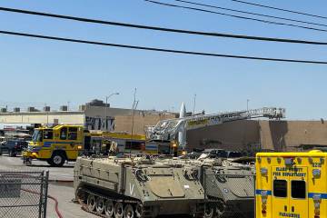 Crews respond to a fire Thursday, July 10, 2025, at Battlefield Vegas, 2771 Sammy Davis Jr. Dri ...