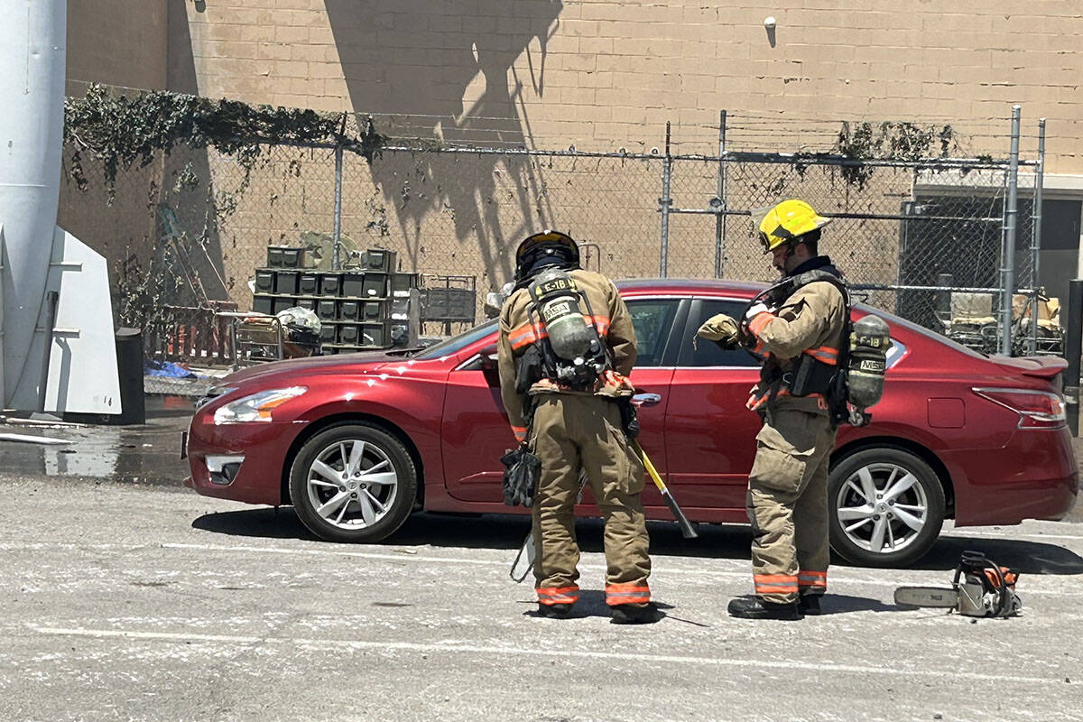 Crews respond to a fire Thursday, July 10, 2025, at Battlefield Vegas, 2771 Sammy Davis Jr. Dri ...