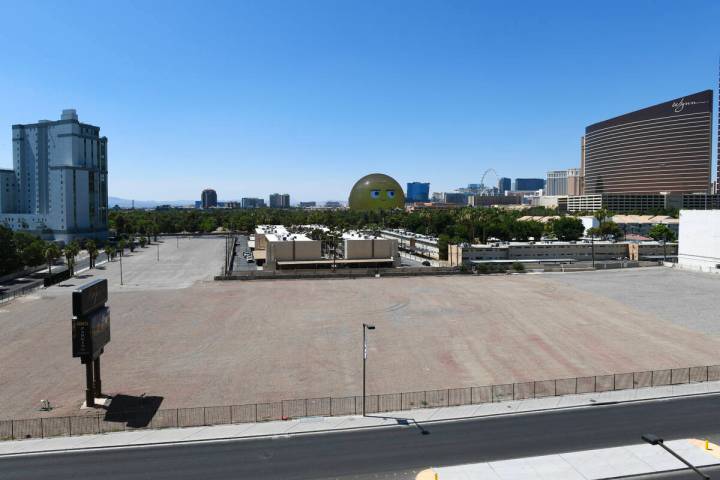 A vacant lot for the planned Majestic hotel is seen Friday, June 27, 2025, in Las Vegas. (Sam M ...
