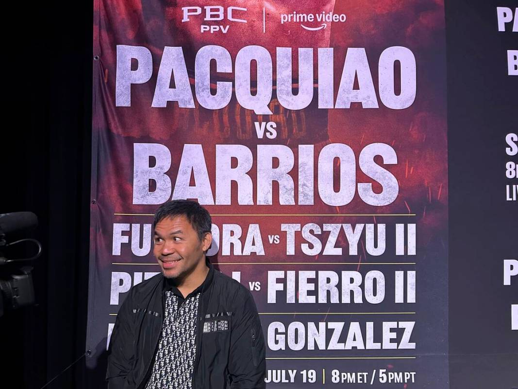El filipiono Manny Pacquiao habla sobre su regreso al boxeo durante una conferencia de prensa e ...