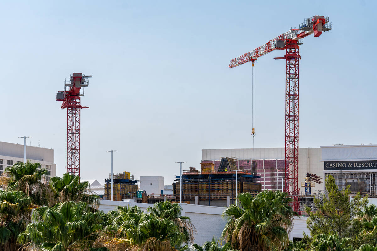 The view construction progress of the Hard Rock Hotel & Casino Las Vegas and Guitar Hotel L ...