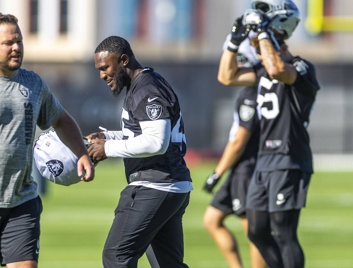 Raiders linebacker Devin White (45) readies for drills during the first day of training camp on ...