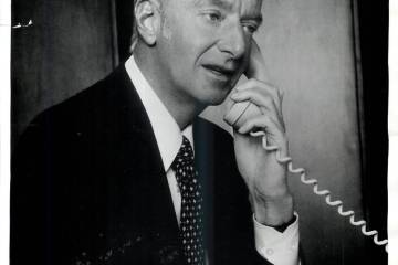 Frank Lawrence "Lefty" Rosenthal was a professional sports bettor, former Las Vegas casino exec ...