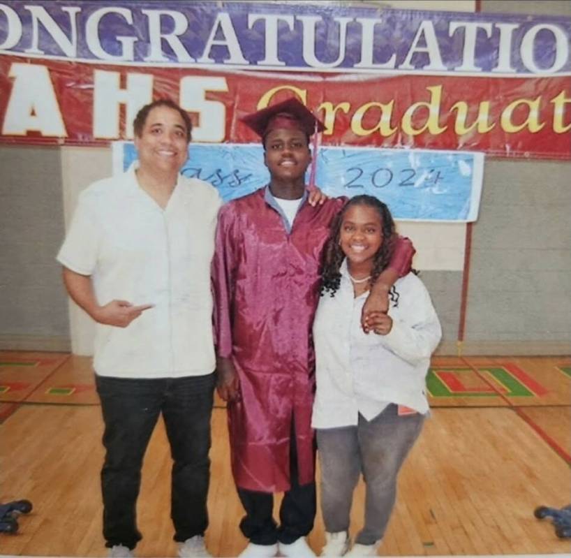 D'marea Wallace, see here in 2024 with his mother LeConna Cobbs and stepfather Lonnie Boswell a ...