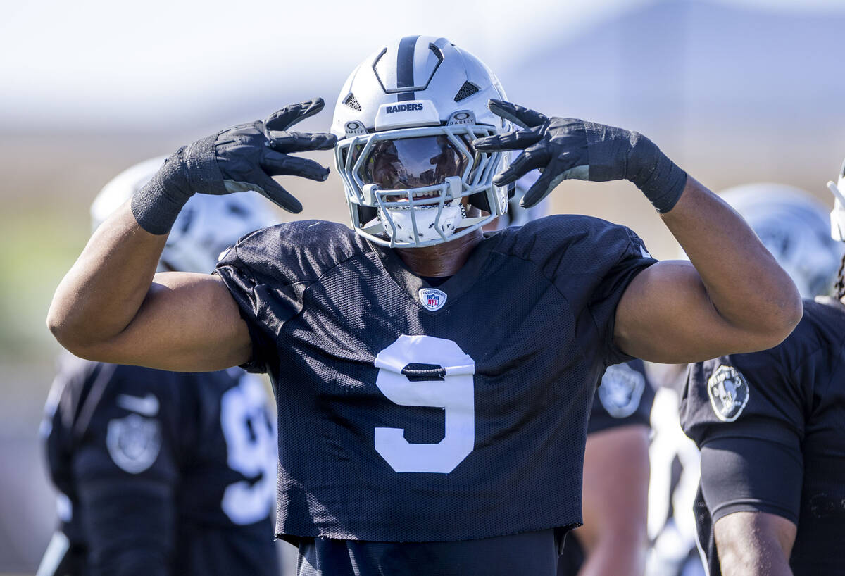 Raiders defensive end Tyree Wilson (9) gestures during a drill at the Intermountain Health Perf ...