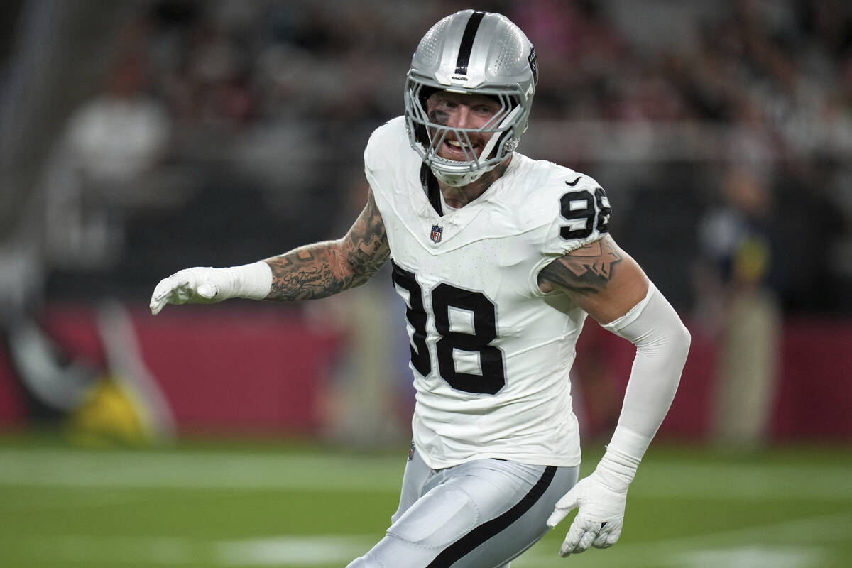 Las Vegas Raiders defensive end Maxx Crosby (98) celebrates a stop agaisnt the Arizona Cardinal ...