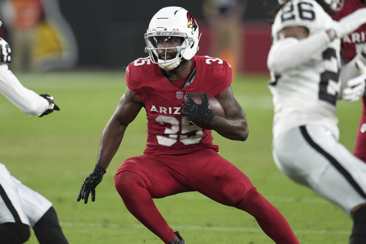 Arizona Cardinals running back Bam Knight (35) runs the ball agaisnt the Las Vegas Raiders duri ...