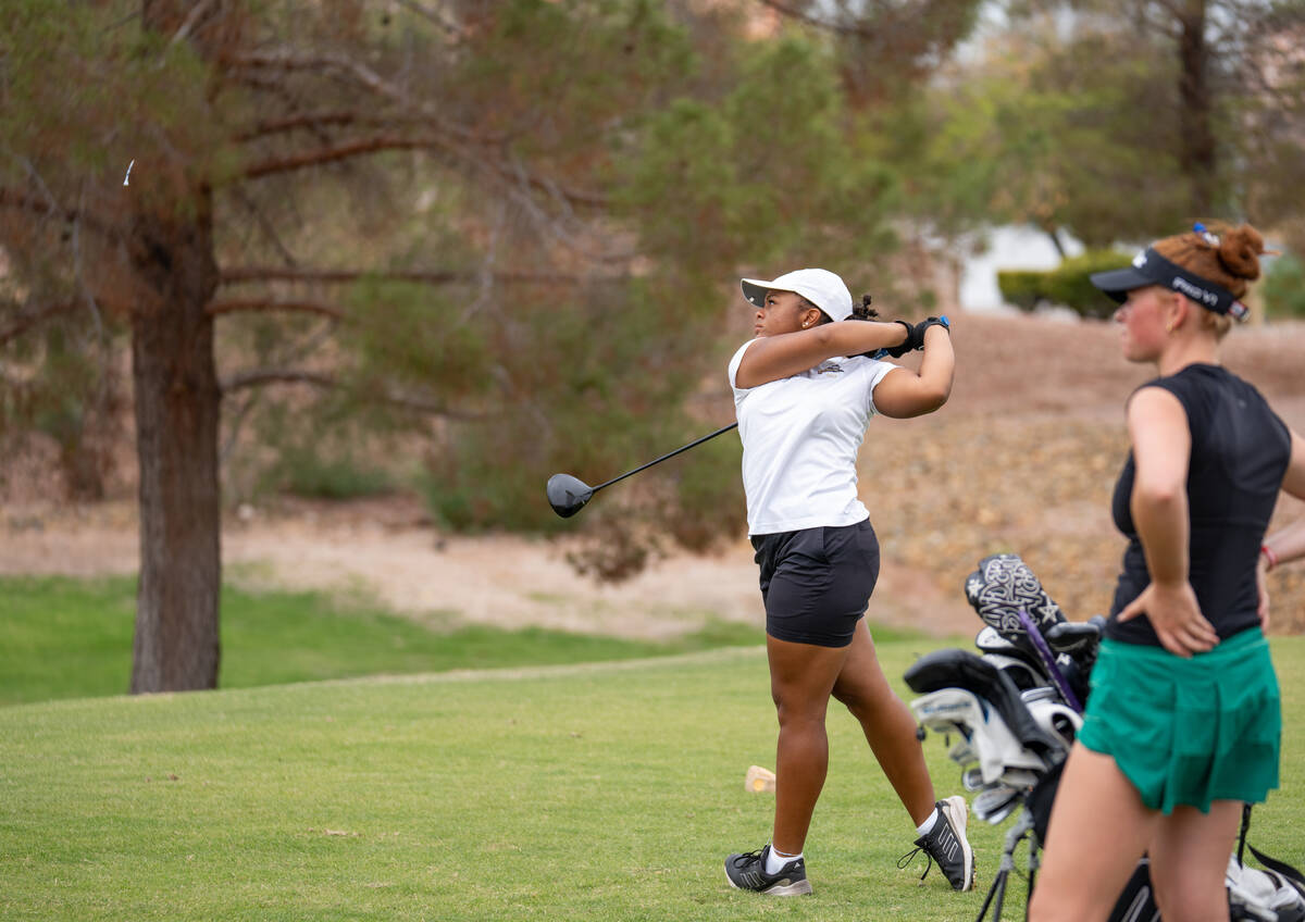 Clark’s Alliah Jordan tees off Thursday afternoon during a Class 5A Desert League girls ...