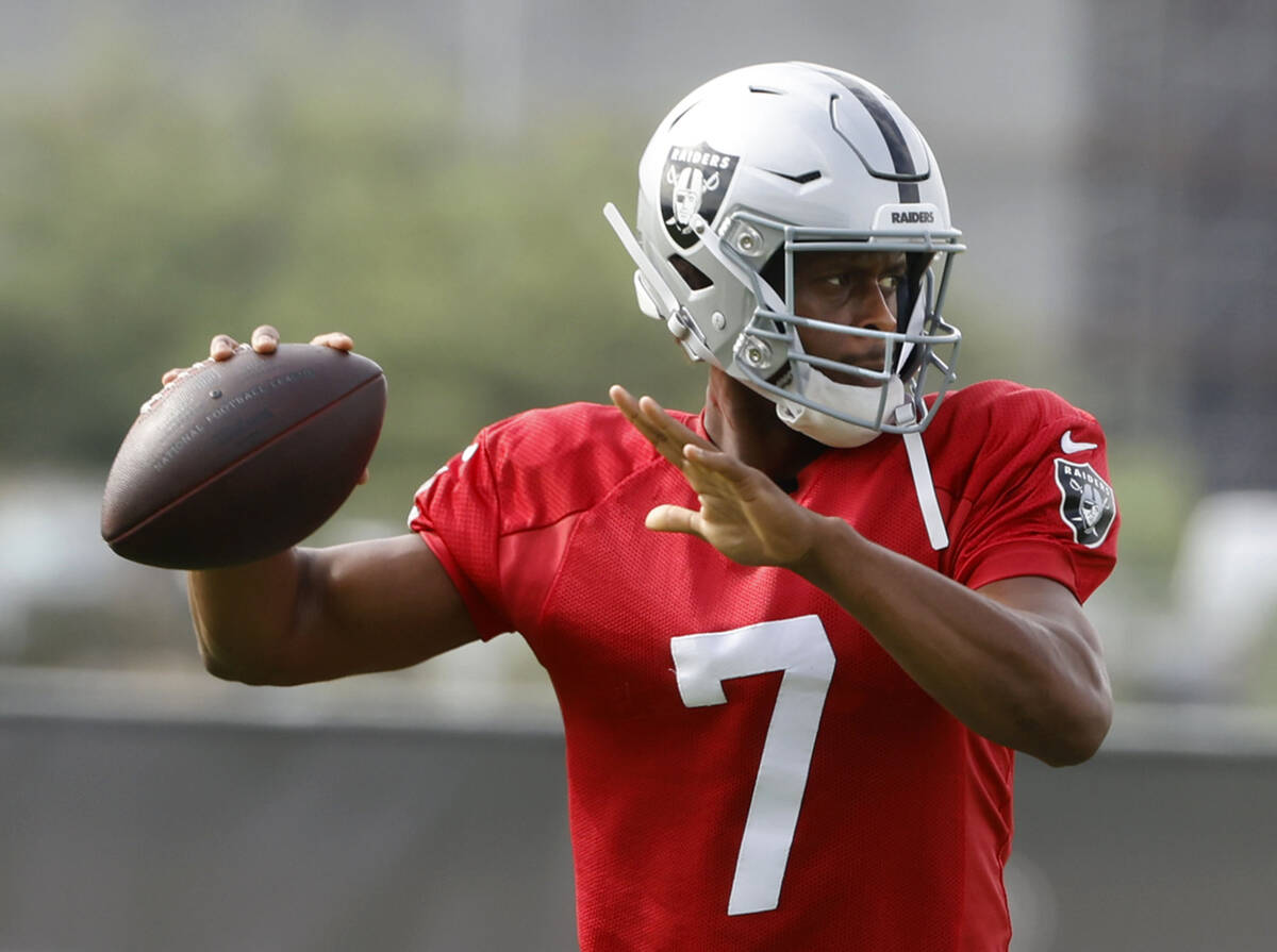 Raiders quarterback Geno Smith (7) throws a pass during team practice at the Intermountain Heal ...