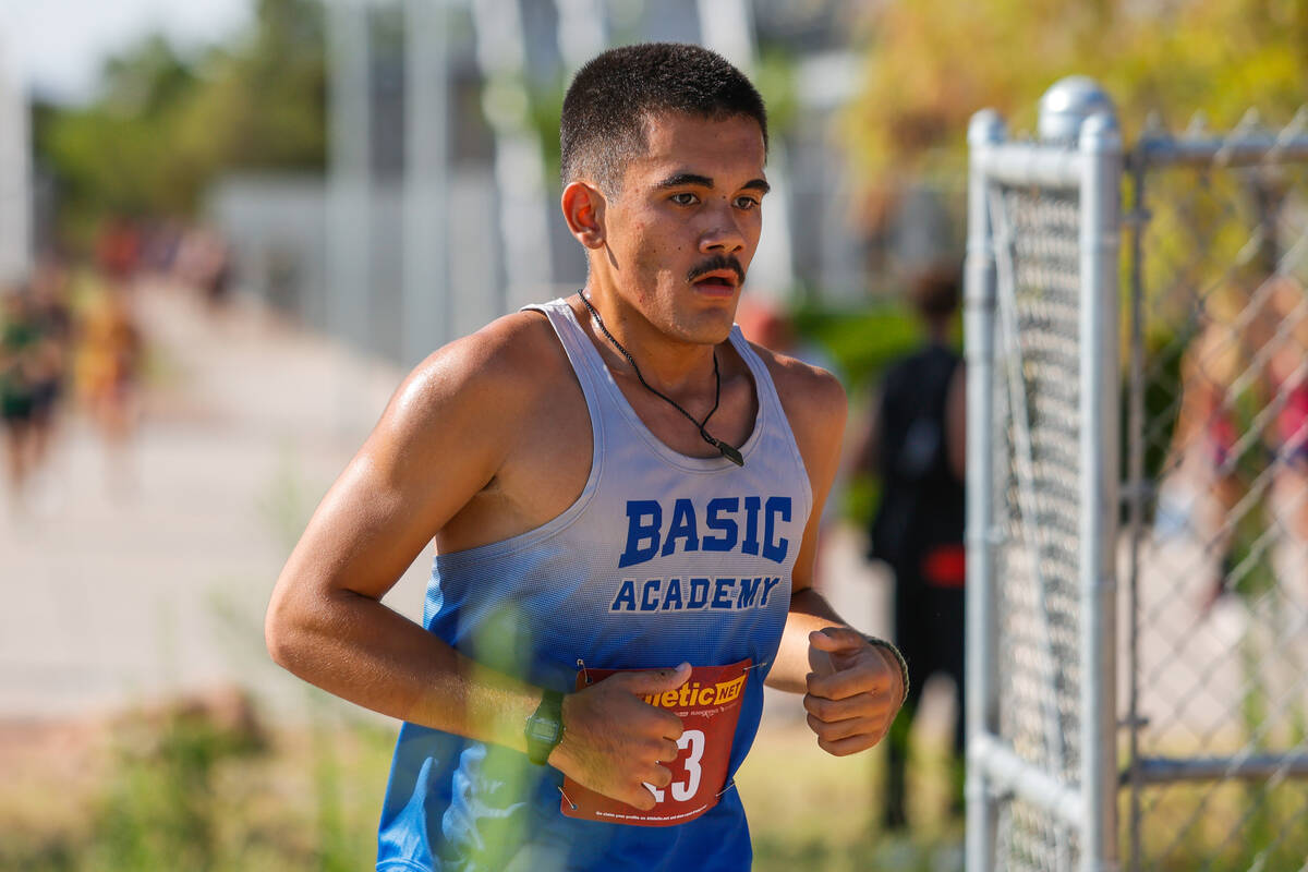 Basic High School Isaac Rittgers runs during the Junior/Senior Boys portion of the Palo Verde L ...