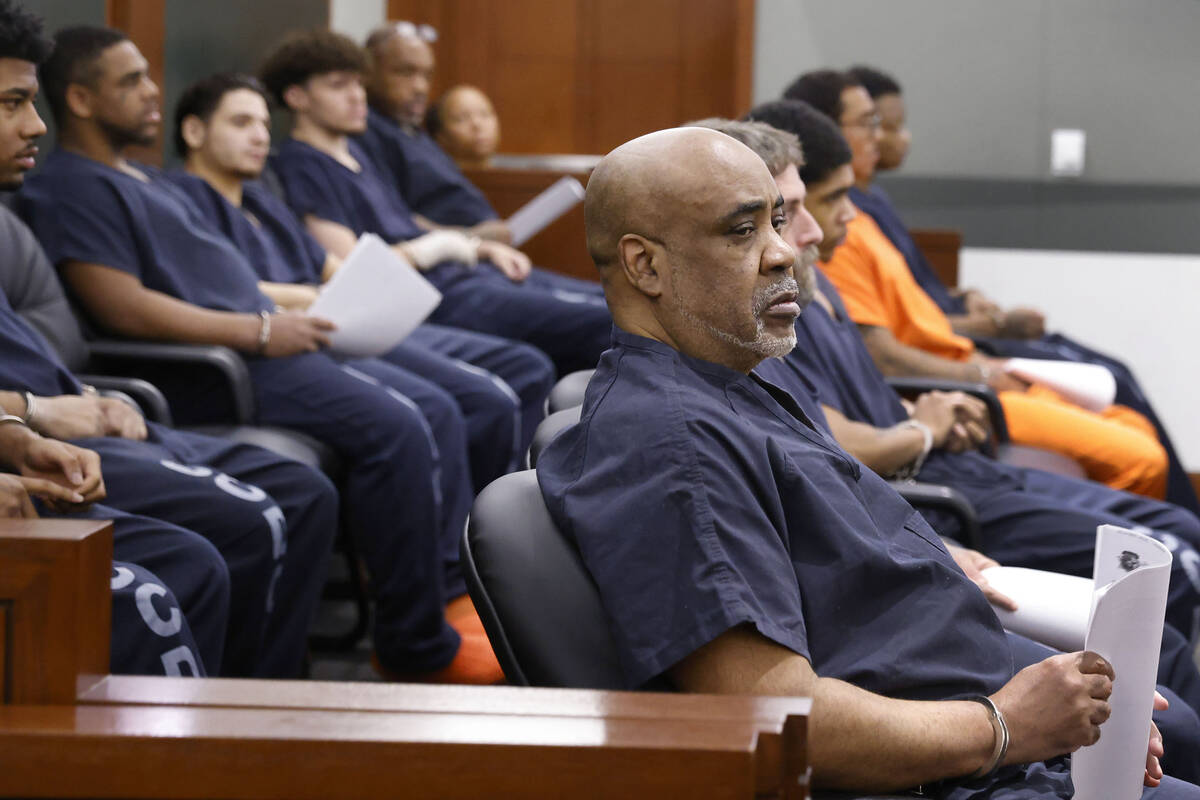 Duane Davis, who is facing murder charges in the killing of rapper Tupac Shakur, appears in cou ...