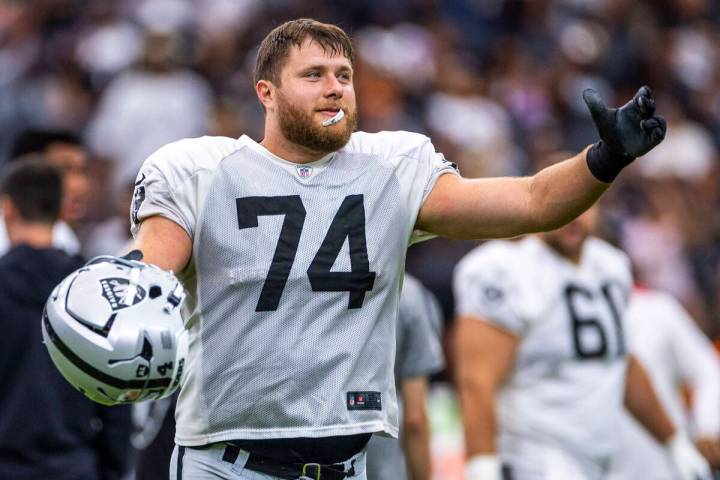 Raiders offensive tackle Kolton Miller (74) greet the fans following the second half of a Raide ...