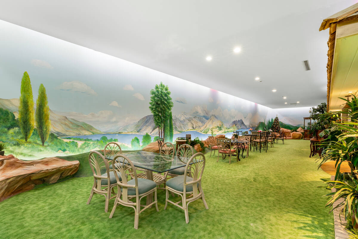 Bunker common area with dining tables. (IS Luxury)