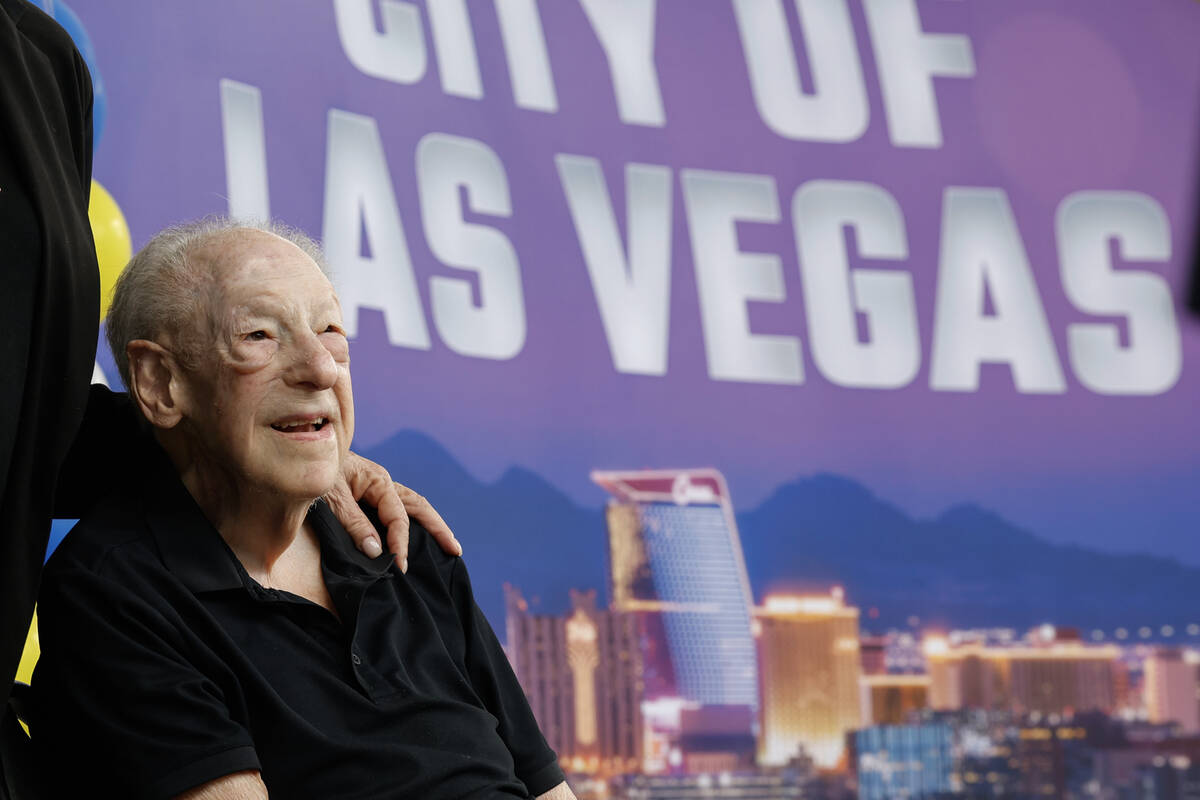 Former Las Vegas Mayor Oscar Goodman socializes with guests at the conclusion of a ribbon cutti ...