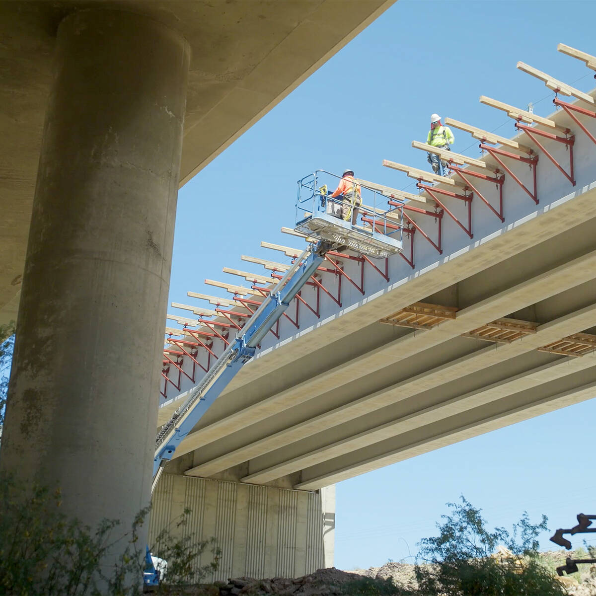 Crews work on Interstate 40 at Clack Canyon as part of the I-40/U.S. Highway 93 interchange pro ...