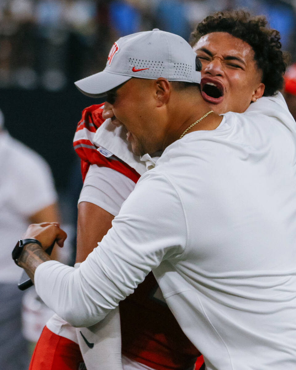 UNLV linebacker Blesyng Alualu-Tuiolemotu (15) celebrates the Rebels’ win after the foot ...