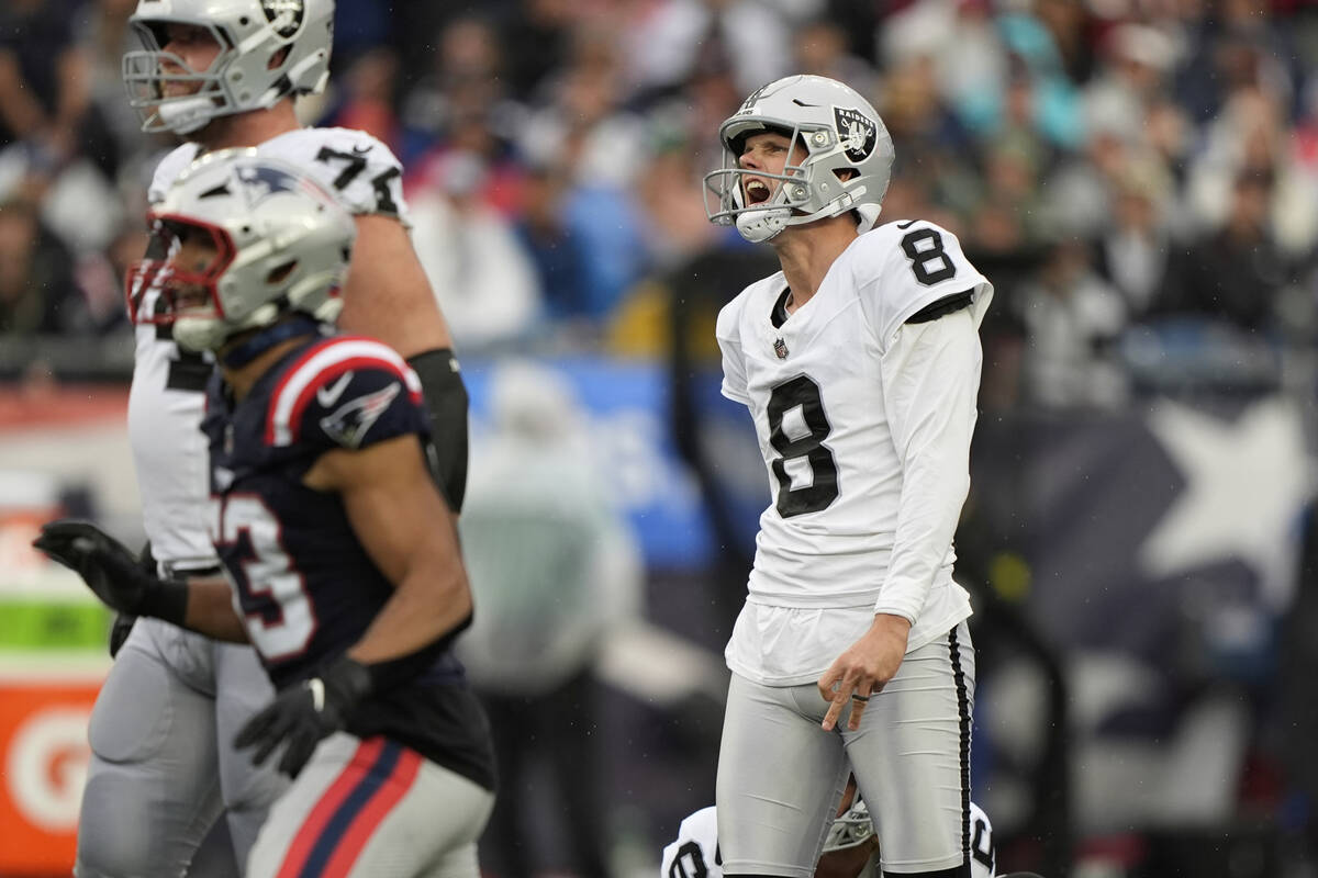 Las Vegas Raiders place kicker Daniel Carlson (8) reacts after missing a field goal against the ...