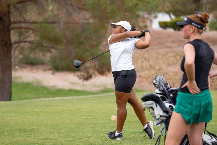 Clark’s Alliah Jordan tees off Thursday afternoon during a Class 5A Desert League girls golf ...
