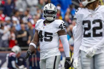 Raiders linebacker Devin White (45) on the field during the first half of an NFL game against t ...
