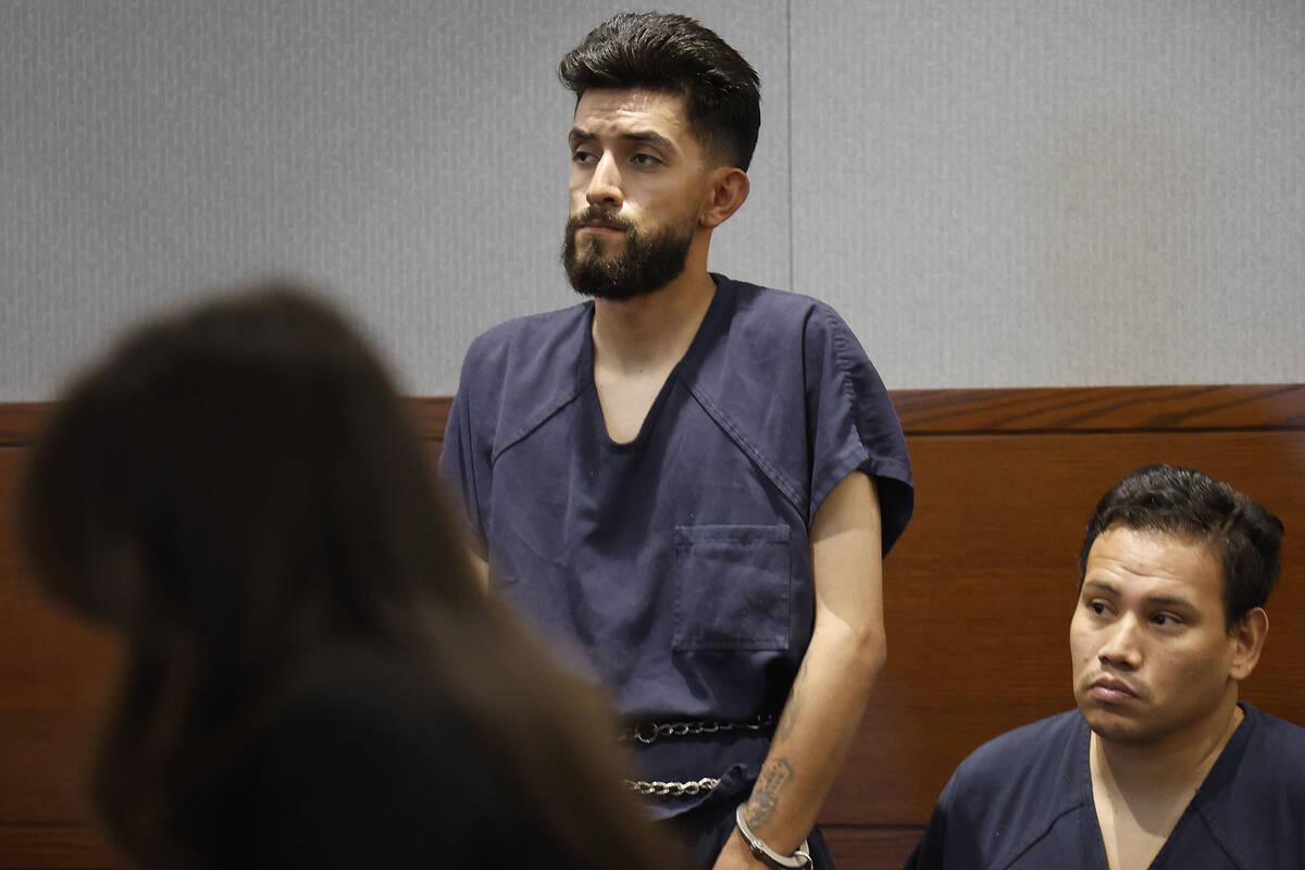 Maximiliano Chavez, middle, makes an appearance in Las Vegas Justice Court facing DUI charges i ...