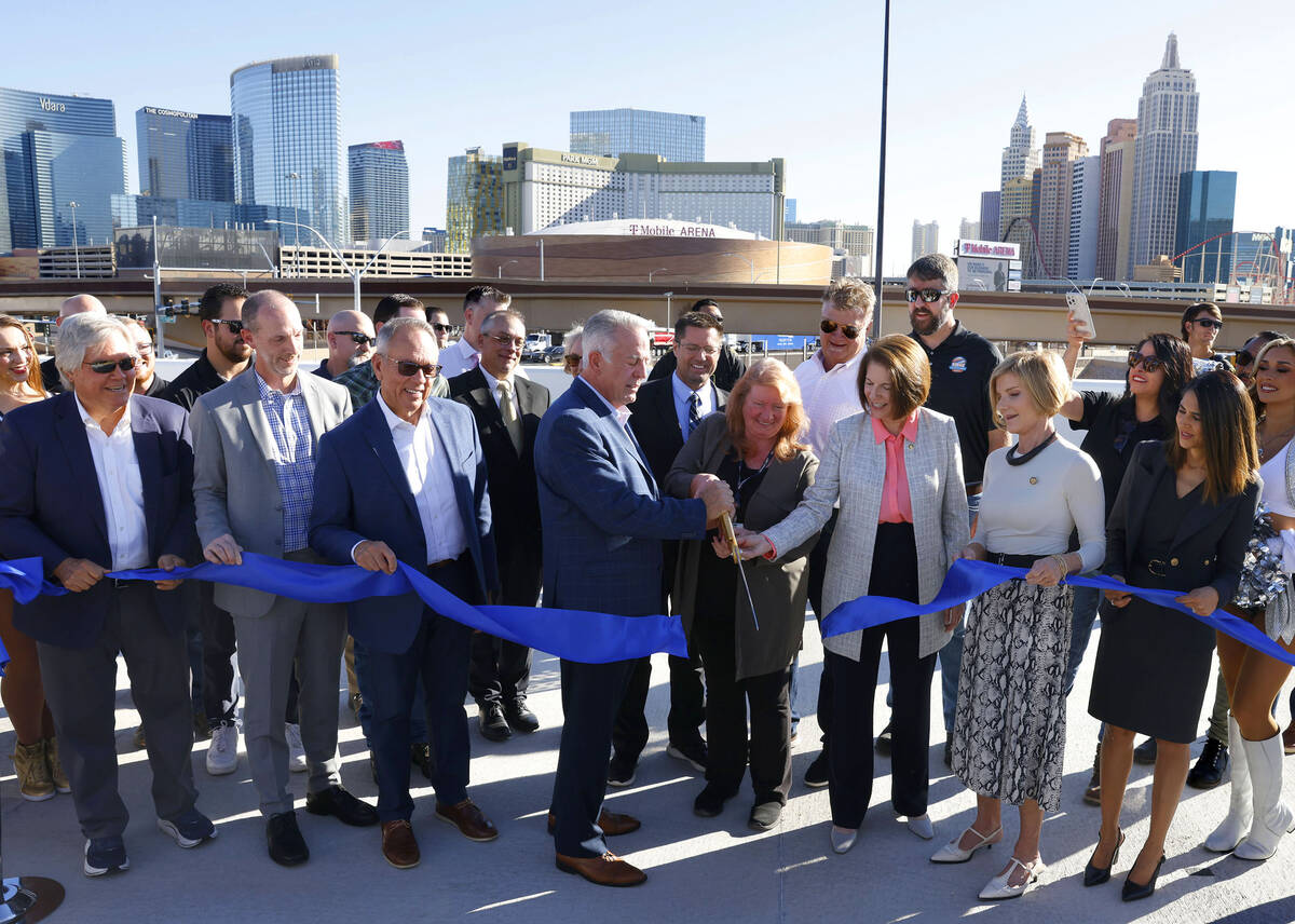 From left, Clark County Commission Chair Tick Segerblom, RTC Chair Justin Jones, Commissioner J ...