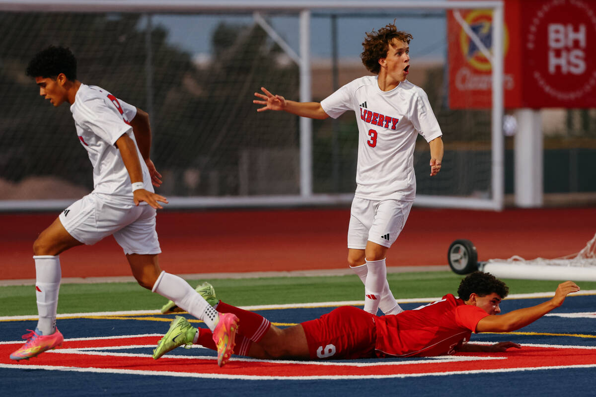 Liberty fullback Ryder Richards (3), right, reacts as the referee calls a foul against the Patr ...