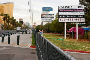 An online auction sign is displayed at the shuttered Diamond Inn Motel at 4605 Las Vegas Blvd. ...